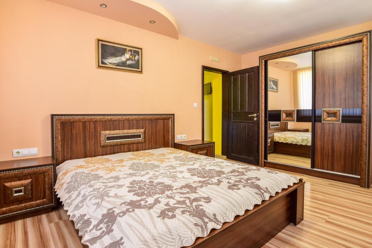 Mariana Apartment Pavel Banya Luaran gambar