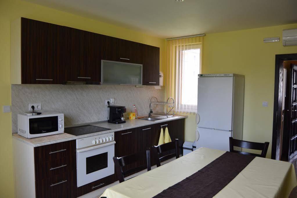 Mariana Apartment Pavel Banya Luaran gambar