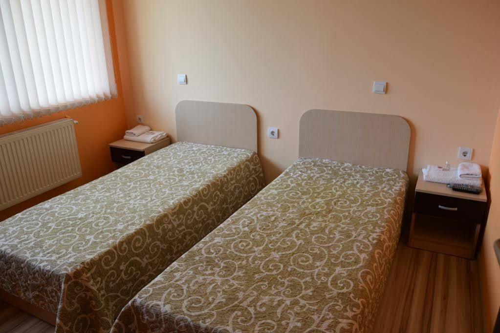 Mariana Apartment Pavel Banya Luaran gambar