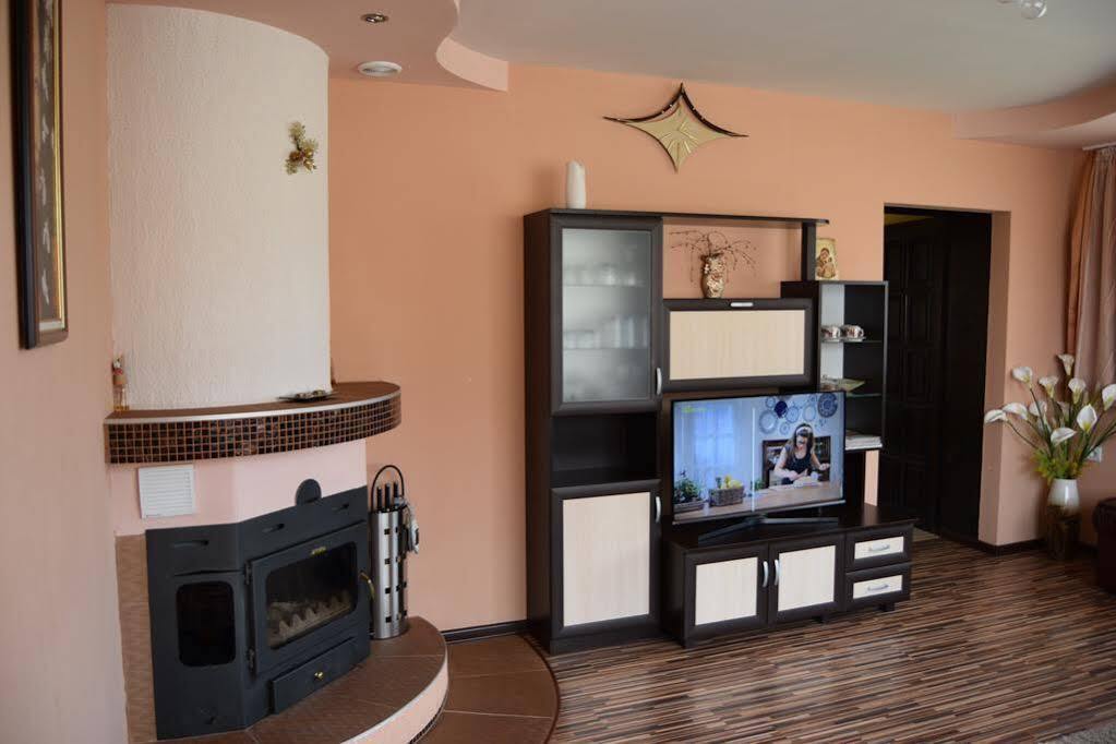 Mariana Apartment Pavel Banya Luaran gambar